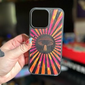 Carved Retro Case iPhone 14 Pro Max